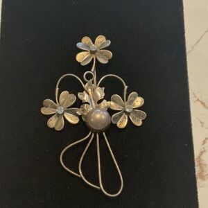 Elegant Sterling Silver Floral Brooch